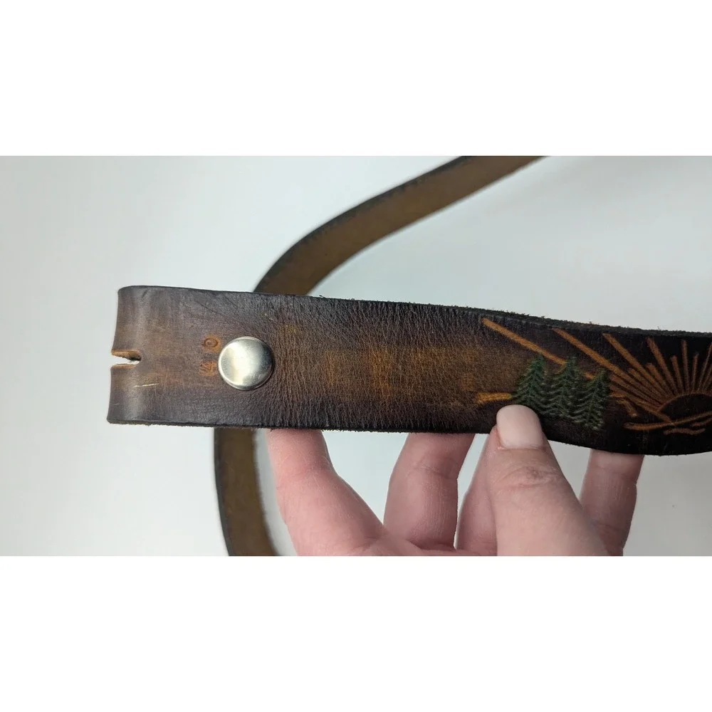 Vintage Hand Tooled 37-40 Leather California Mountain Scene Belt Dark Brown Snap